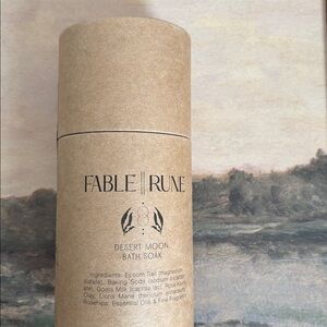 NWT Fable || Rune Desert Moon Bath Soak 11oz
